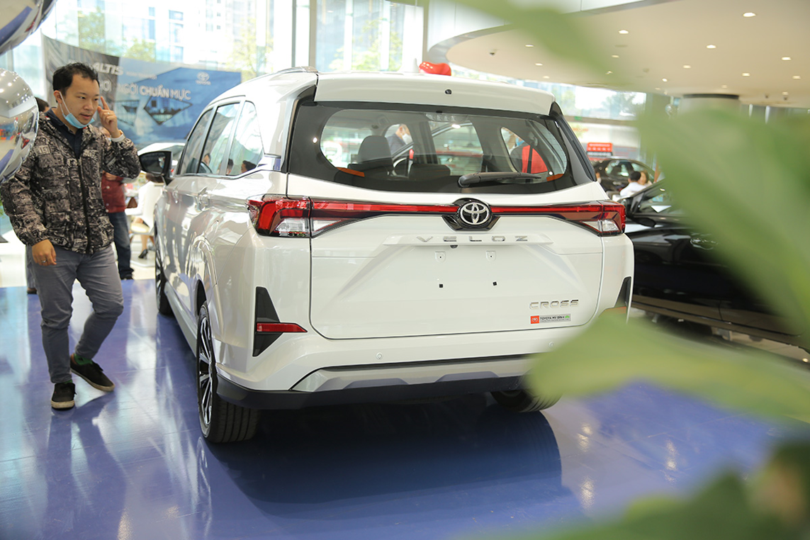 Tổng quan chiếc Toyota Veloz - 1